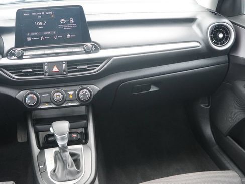 Used 2024 Kia Forte LXS w/ LXS Technology Package FWD image 22