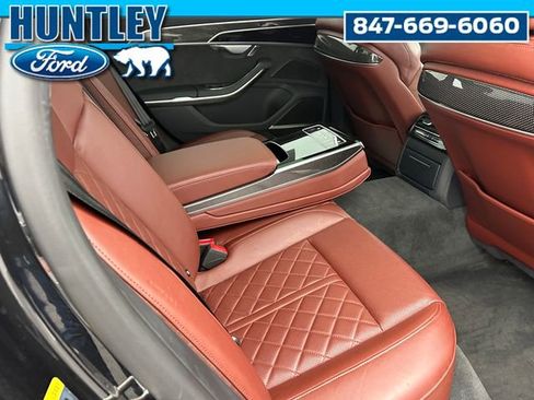 Used 2021 Audi S8 L image 12