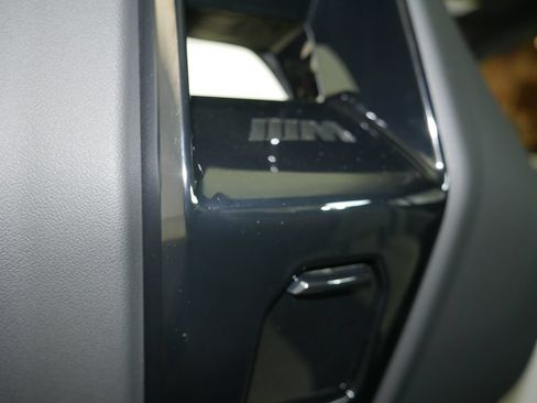 Used 2026 BMW M5 w/ Executive Package AWD/4WD image 31