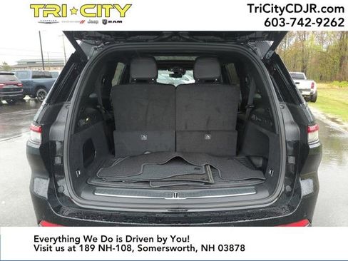 Used 2025 Jeep Grand Cherokee L Summit image 25