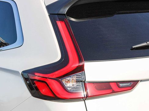 Certified 2025 Honda CR-V Sport-L image 9