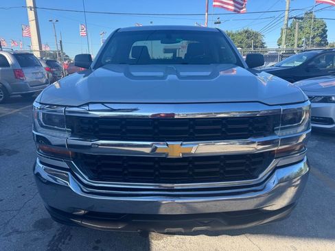 Used 2018 Chevrolet Silverado 1500 W/T w/ Chrome Bumper Package image 5