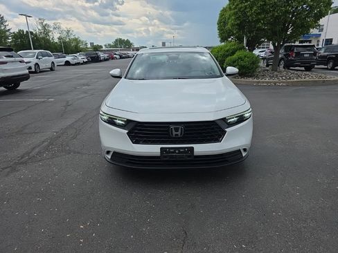 Used 2023 Honda Accord EX image 2