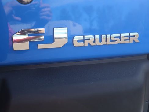 Used 2007 Toyota FJ Cruiser 4WD image 6