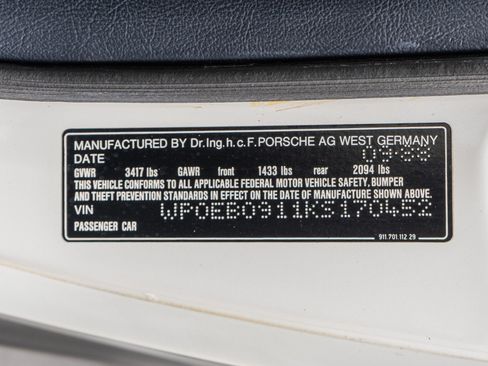 Used 1989 Porsche 911 Carrera RWD image 18
