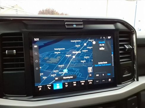 New 2026 Ford F250 XLT w/ XLT Premium Package image 19