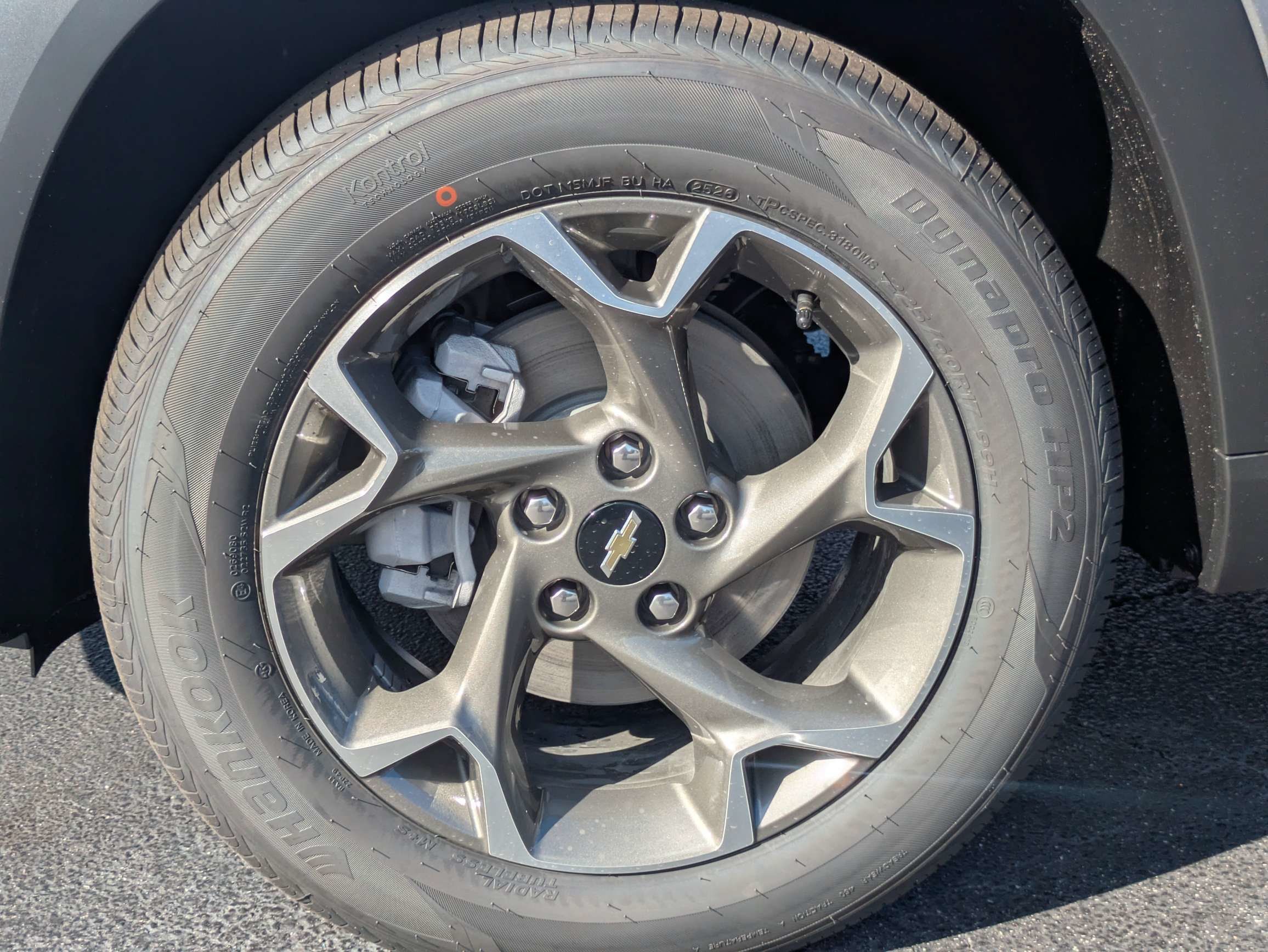 New 2026 Chevrolet Trax LT FWD image 32