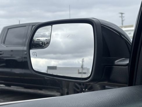 Used 2018 Ford Edge SEL w/ Equipment Group 201A image 36