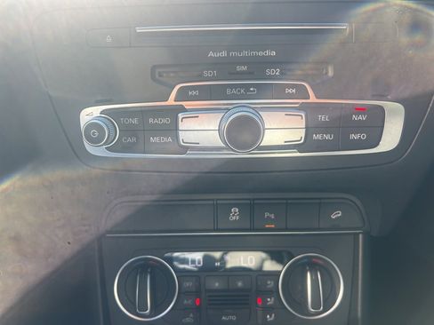 Used 2017 Audi Q3 2.0T Premium Plus w/ Premium Plus Package image 46