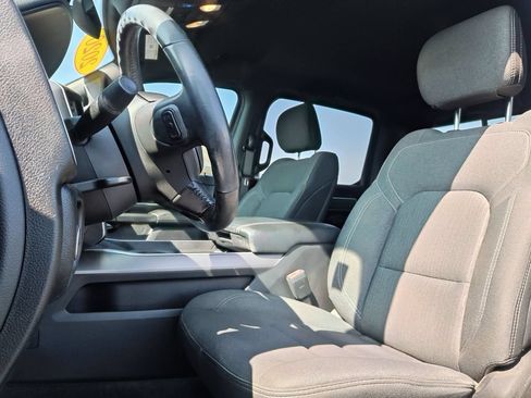 Used 2020 RAM 1500 Big Horn AWD/4WD image 13
