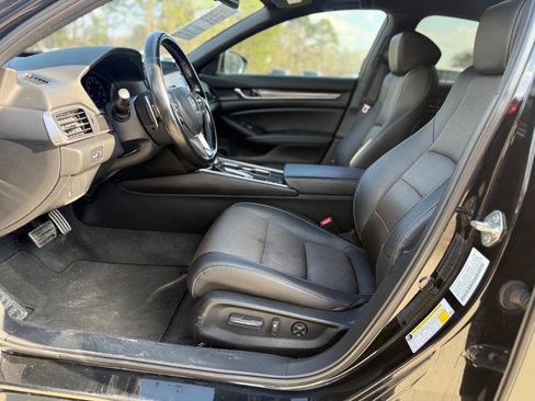 Used 2020 Honda Accord Sport image 15