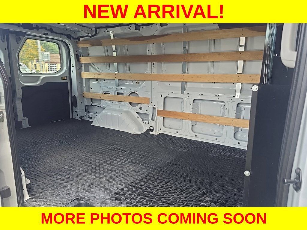 Used 2025 Ford Transit 250 Low Roof w/ Exterior Upgrade Package RWD image 8