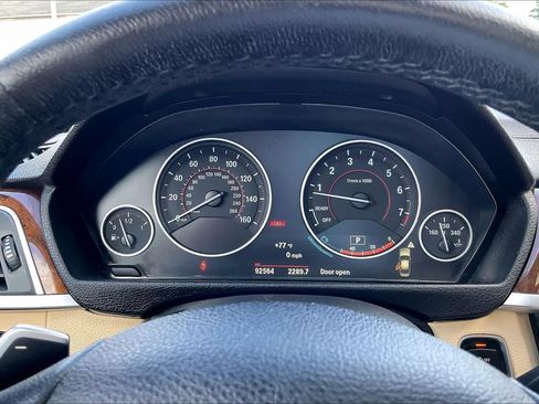 Used 2018 BMW 330i xDrive Sedan w/ Convenience Package AWD/4WD image 25