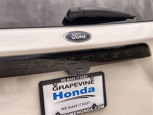 Used 2020 Ford Explorer ST w/ Premium Technology Package image 8