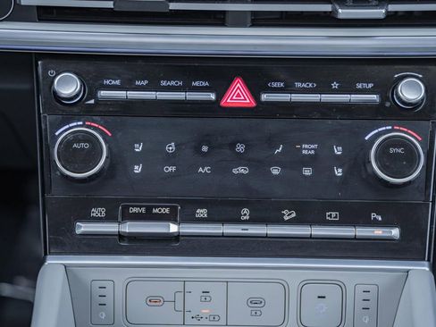 Used 2024 Hyundai Santa Fe Calligraphy image 22