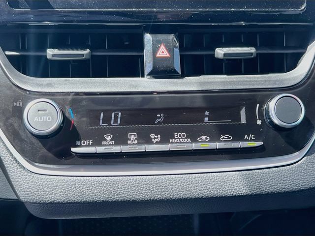 Used 2025 Toyota Corolla LE FWD image 16