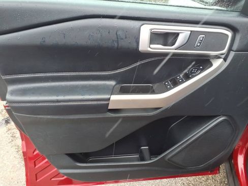 Certified 2023 Ford Explorer XLT w/ Equipment Group 202A AWD/4WD image 14