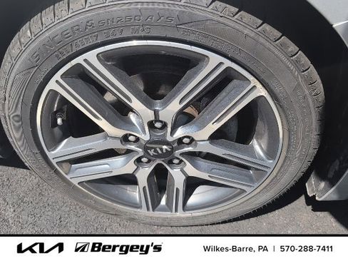 Certified 2020 Kia Forte EX w/ EX Special Edition image 3