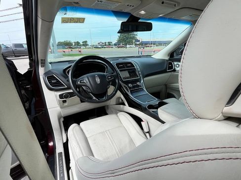 Used 2018 Lincoln MKX Black Label w/ Driver Assistance Package FWD image 8