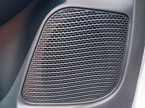 New 2026 Chrysler Voyager LX image 25