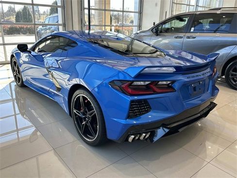 Used 2024 Chevrolet Corvette Stingray Coupe w/ Z51 Performance Package image 4