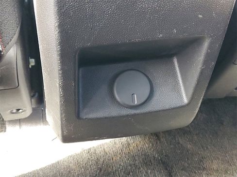 Used 2013 Chevrolet Equinox LT w/ All Star Package image 12