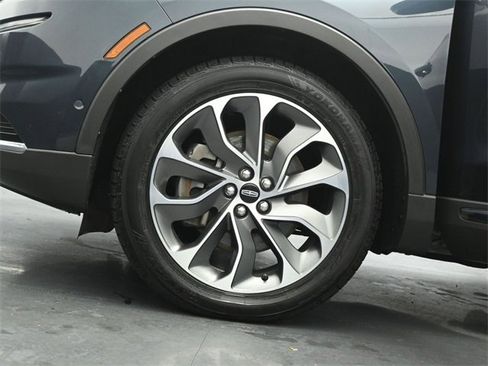 Certified 2023 Lincoln Nautilus Reserve w/ Equipment Group 201A image 35