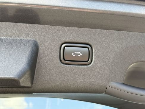 Used 2026 Kia Sportage EX w/ EX Panorama Roof Package FWD image 12