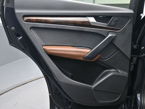 Used 2020 Audi Q5 2.0T Premium Plus w/ Premium Plus Package image 18