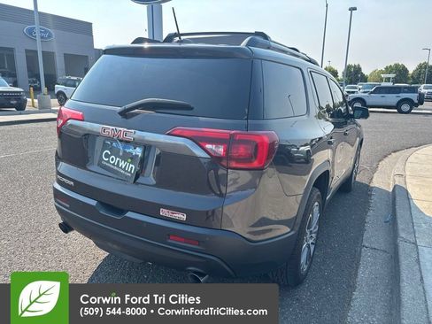 Used 2017 GMC Acadia SLT AWD/4WD image 7