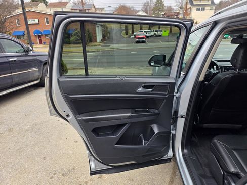 Used 2018 Volkswagen Atlas SE image 13