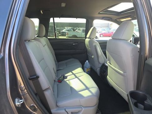 Used 2021 Honda Passport EX-L image 11