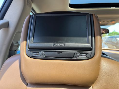 Used 2016 Buick Enclave Leather FWD image 16