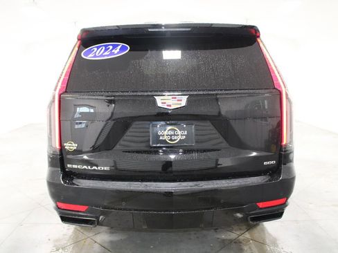 Used 2024 Cadillac Escalade Sport w/ Touring Package AWD/4WD image 8