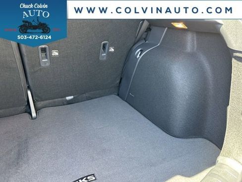 New 2025 Nissan Kicks Play S image 26