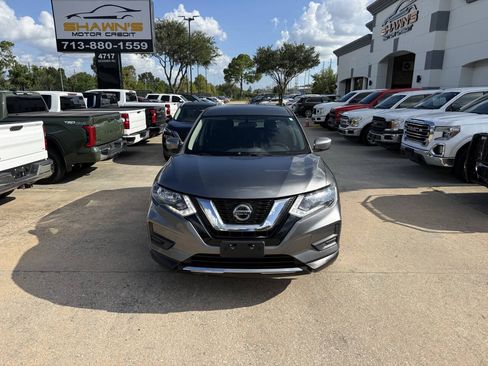 Used 2018 Nissan Rogue S AWD/4WD image 37