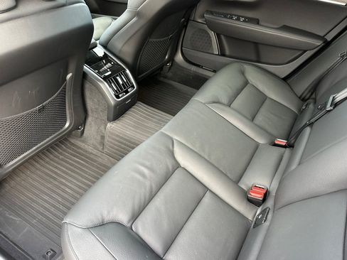 Used 2025 Volvo S90 B6 Plus w/ Protection Package Premier image 12