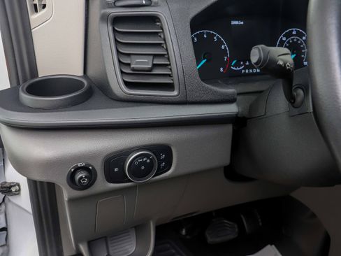 Used 2024 Ford Transit 350 XLT image 22