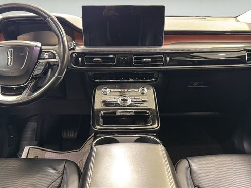 Certified 2022 Lincoln Nautilus Reserve FWD image 14