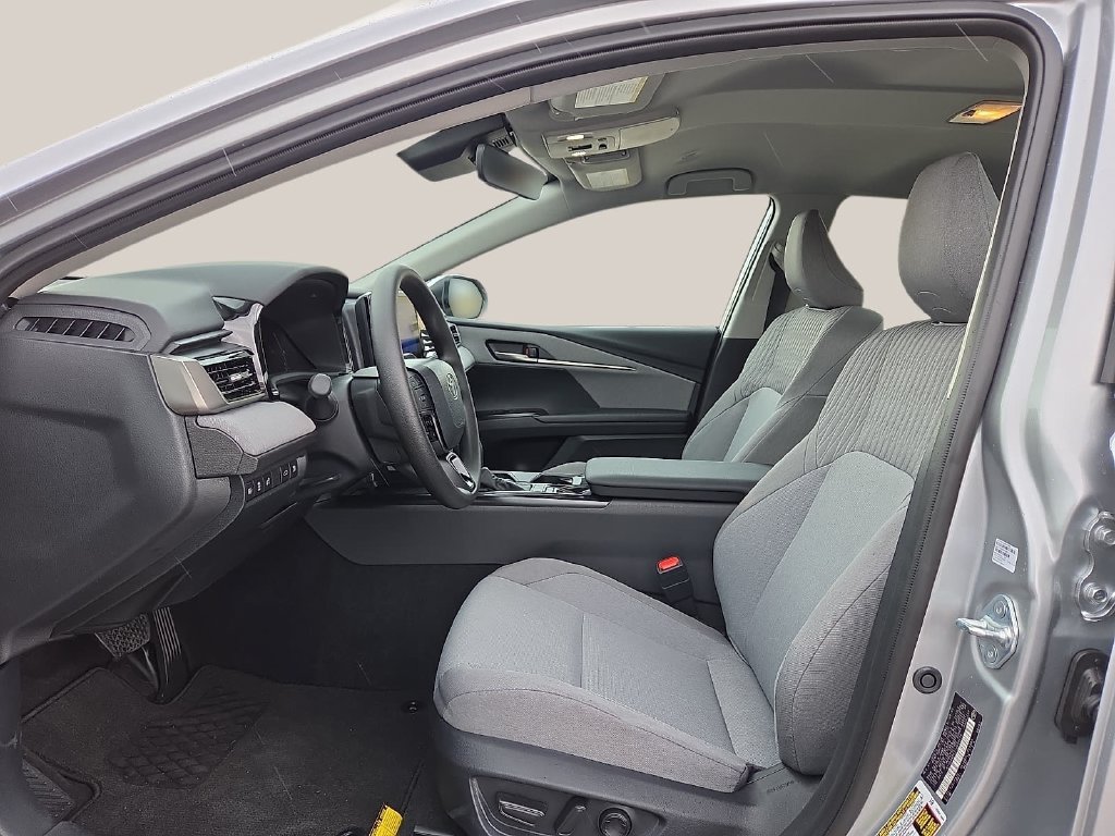 New 2026 Toyota Camry LE FWD image 20