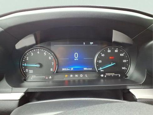 Used 2023 Ford Explorer XLT AWD/4WD image 17
