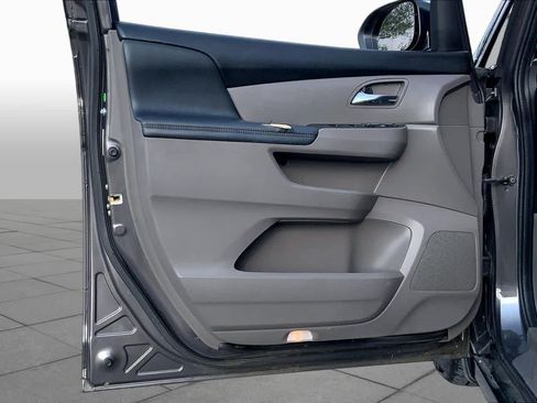 Used 2016 Honda Odyssey EX-L image 21