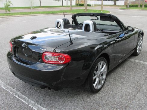 Used 2013 MAZDA MX-5 Miata Grand Touring image 5