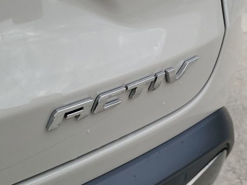 New 2026 Chevrolet Trax ACTIV w/ Sunroof Package image 7