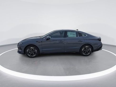 New 2026 Hyundai Sonata SEL FWD image 5