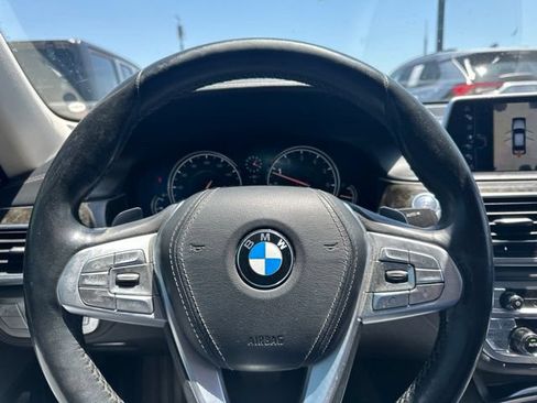 Used 2016 BMW 750i xDrive AWD/4WD image 8