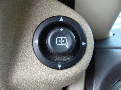 Used 2006 Ford Expedition Eddie Bauer AWD/4WD image 17