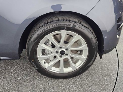 New 2026 Land Rover Range Rover Sport SE image 9