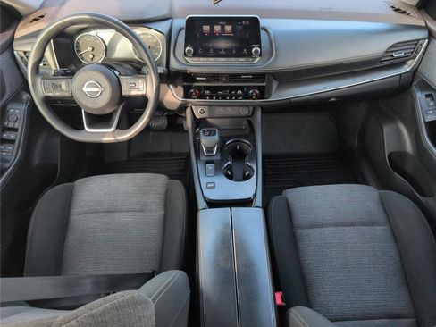 Used 2023 Nissan Rogue SV image 29