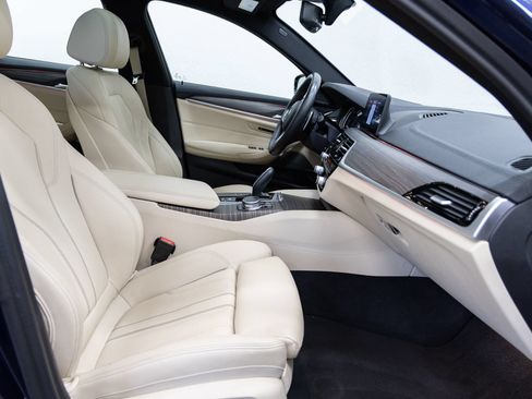 Used 2017 BMW 540i RWD image 14